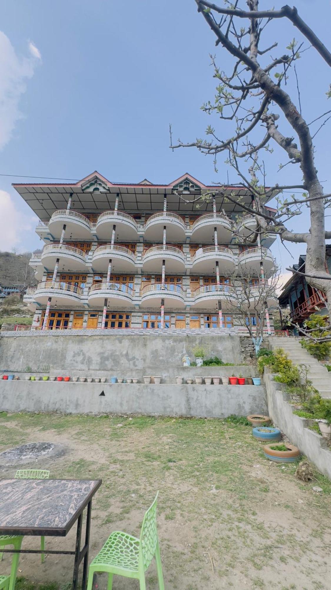 Hotel Eyesky, Tosh Exterior foto